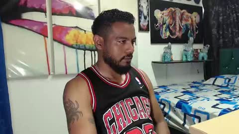 Snapshot of blade_foxx chatting on February 5, 2025, 1:33 pm Richard online show from February 5, 2025, 1:33 pm