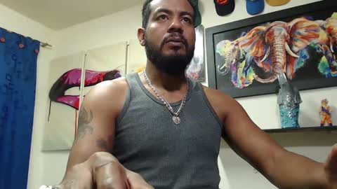 Snapshot of blade_foxx chatting on February 22, 2025, 4:51 am Richard online show from February 22, 2025, 4:51 am