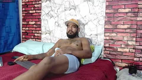 Snapshot of blade_foxx chatting on May 14, 2026, 10:22 am Richard online show from May 14, 2026, 10:22 am