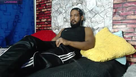 Snapshot of blade_foxx chatting on May 26, 2026, 2:07 am Richard online show from May 26, 2026, 2:07 am
