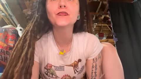 BlaizeyBBy online show from April 8, 2026, 12:32 am