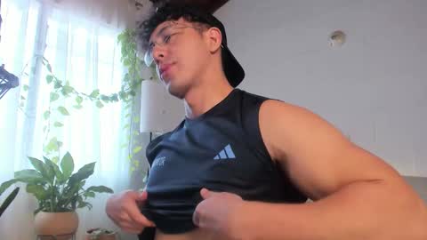 Snapshot of blake_levi chatting on February 1, 2026, 3:21 pm Blake Levi Independent Model online show from February 1, 2026, 3:21 pm