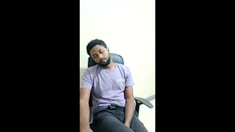 blakmoufaka online show from December 4, 2025, 6:49 pm