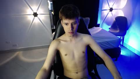 Snapshot of blakzen_ chatting on July 22, 2026, 3:31 am Blakzen online show from July 22, 2026, 3:31 am