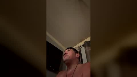 blancobenzo online show from April 19, 2026, 4:39 pm