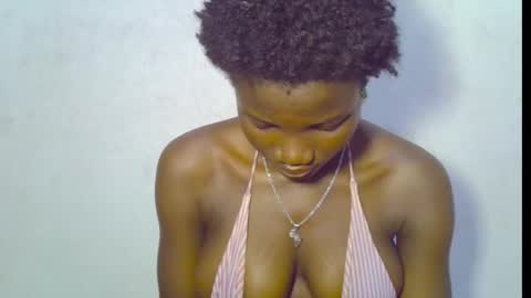 nikky00 online show from January 19, 2026, 8:29 am