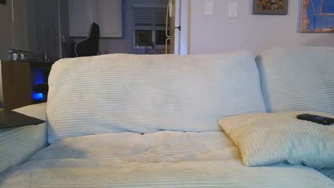 Blaze Thickwood online show from December 20, 2025, 3:13 am