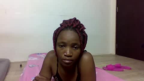 Snapshot of blessed_squiterr chatting on January 22, 2025, 4:55 pm ann online show from January 22, 2025, 4:55 pm