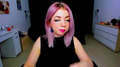 Nicole online show from January 20, 2025, 9:46 am