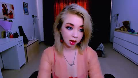 Nicole online show from September 30, 2025, 7:24 am