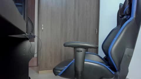 Snapshot of blkdick_men chatting on February 27, 2025, 6:53 pm ALEX online show from February 27, 2025, 6:53 pm