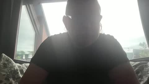 BlIdoL online show from June 3, 2026, 6:38 am