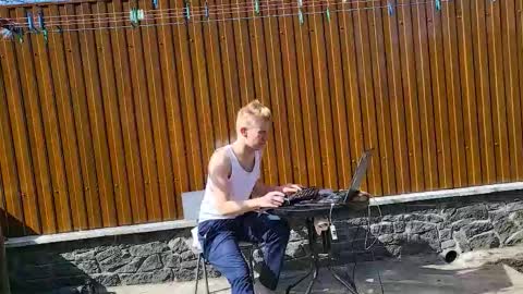 Snapshot of blond_boy69 chatting on March 28, 2026, 9:20 am blond_boy69 online show from March 28, 2026, 9:20 am