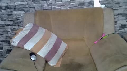 Snapshot of blonde_creamy chatting on July 7, 2026, 9:41 pm blonde_creamy online show from July 7, 2026, 9:41 pm