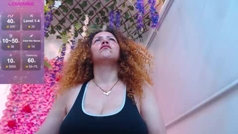 blonde_squirt_ online show from March 2, 2026, 1:18 pm