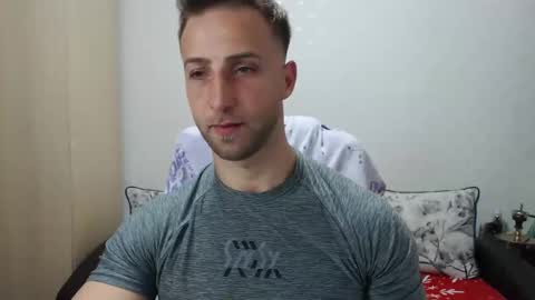 Mr Blond online show from November 13, 2025, 8:41 pm