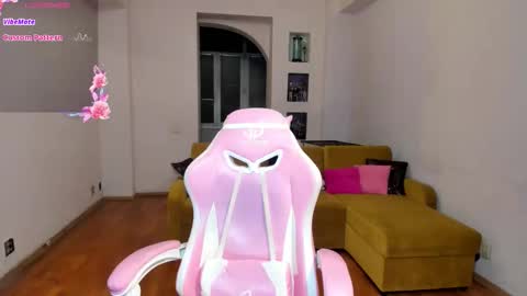 Snapshot of blondesoulmate chatting on October 28, 2025, 2:15 am Elisa online show from October 28, 2025, 2:15 am