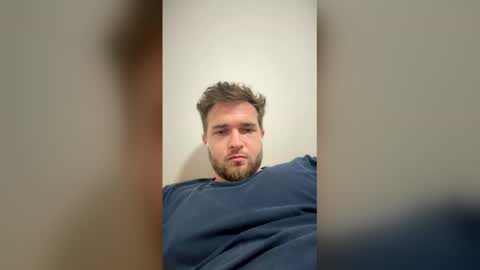 blondieil online show from May 17, 2026, 9:44 pm