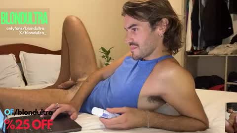 Snapshot of blondultra chatting on June 28, 2026, 10:05 pm blondultra online show from June 28, 2026, 10:05 pm