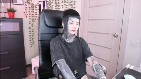 Snapshot of blood__mary chatting on June 3, 2026, 11:02 am Mary online show from June 3, 2026, 11:02 am