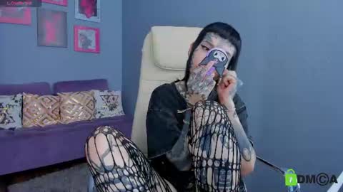 Snapshot of blood__mary chatting on July 23, 2026, 1:58 am Mary online show from July 23, 2026, 1:58 am