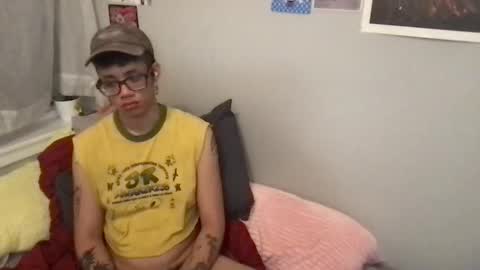 bloodrushbabe online show from April 19, 2026, 5:29 am