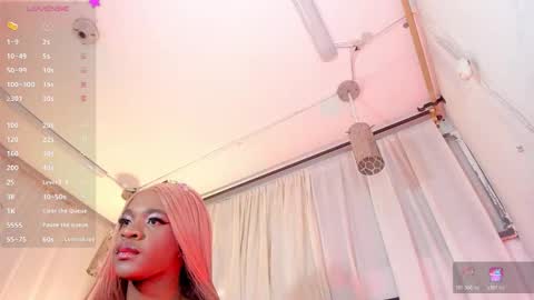 bloom_bbc online show from November 17, 2025, 12:55 pm