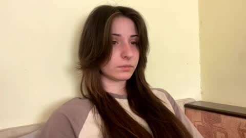 bloomsakuraa online show from April 3, 2026, 12:03 pm