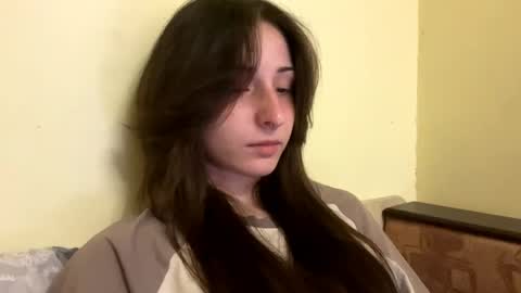 bloomsakuraa online show from April 13, 2026, 5:18 pm