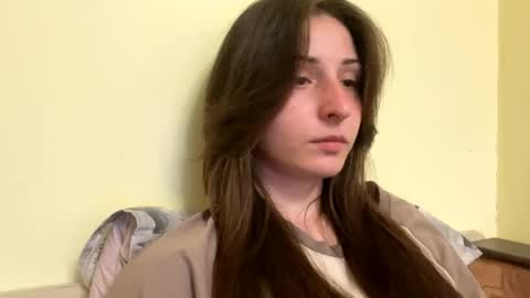 bloomsakuraa online show from April 14, 2026, 4:24 pm