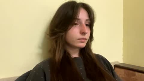 bloomsakuraa online show from April 21, 2026, 5:39 pm