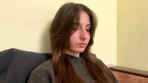 bloomsakuraa online show from April 22, 2026, 4:08 pm