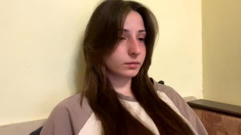 bloomsakuraa online show from April 26, 2026, 5:10 pm