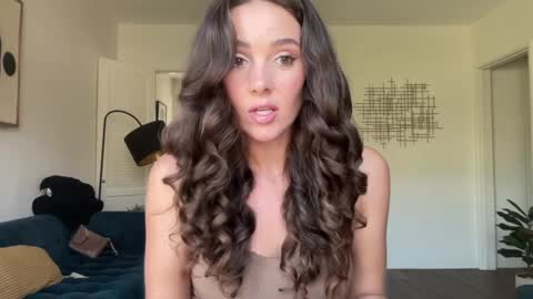 Emma Bloom online show from November 7, 2025, 9:59 pm