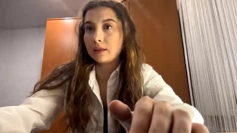 Snapshot of blossomroady chatting on February 12, 2026, 10:10 am Alice online show from February 12, 2026, 10:10 am