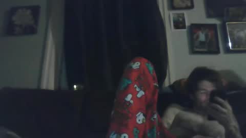 Snapshot of blowme19866 chatting on February 21, 2025, 6:29 am blowme19866 online show from February 21, 2025, 6:29 am