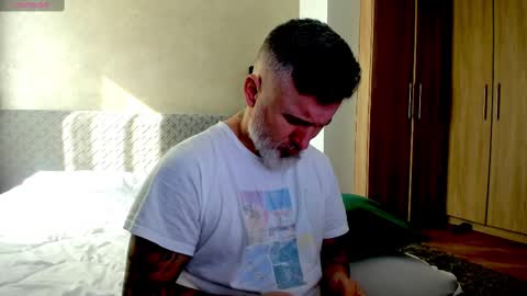 Snapshot of blowmyxxl chatting on February 26, 2025, 8:37 am Nico online show from February 26, 2025, 8:37 am