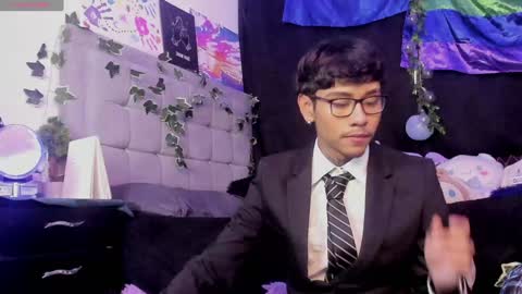 Blue online show from January 18, 2025, 10:17 pm