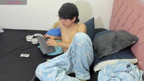 Blue online show from March 6, 2025, 5:35 am