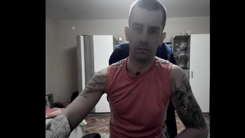 Snapshot of blue_eyed_wolf chatting on June 3, 2026, 6:46 pm Runaway online show from June 3, 2026, 6:46 pm