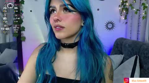 Snapshot of blue_kittenn chatting on August 7, 2026, 6:04 am blue_kittenn online show from August 7, 2026, 6:04 am