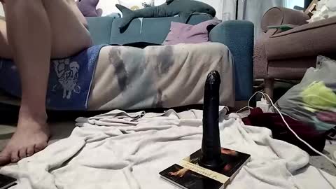 bluealpakka online show from March 8, 2026, 4:00 pm