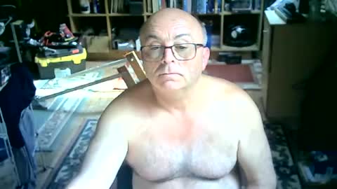 bluebox65 online show from July 24, 2026, 3:21 pm