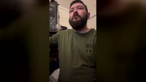 Snapshot of bluecollar117 chatting on February 17, 2026, 9:28 am bluecollar117 online show from February 17, 2026, 9:28 am