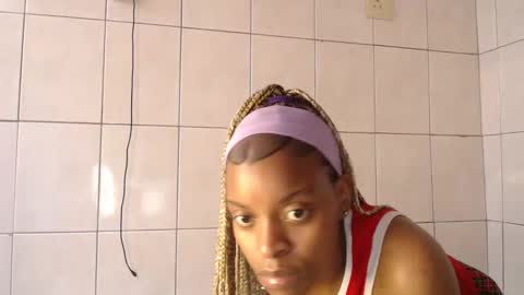 Tee online show from March 7, 2025, 1:07 pm