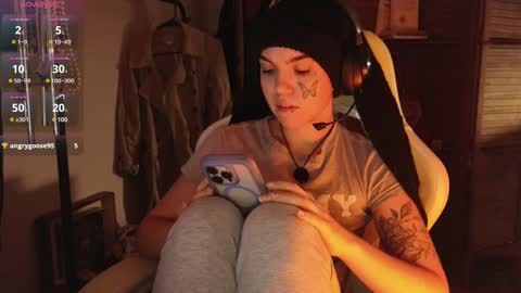 Snapshot of bluedweeb chatting on March 9, 2025, 6:39 am Blue online show from March 9, 2025, 6:39 am