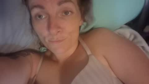 blueeyes1518 online show from October 1, 2025, 7:14 am