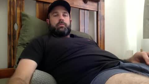 Snapshot of blueeyes705 chatting on December 9, 2024, 6:55 am blueeyes705 online show from December 9, 2024, 6:55 am