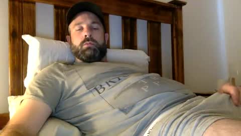 Snapshot of blueeyes705 chatting on January 1, 2025, 10:11 am blueeyes705 online show from January 1, 2025, 10:11 am