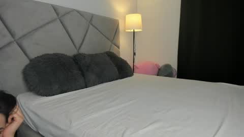 blueeyeslexxxy online show from April 19, 2026, 7:18 am